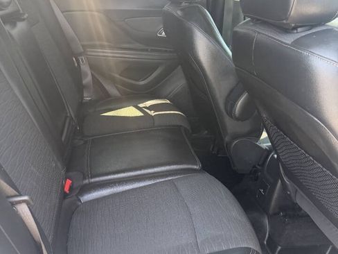 Used 2016 Buick Encore Convenience FWD image 9
