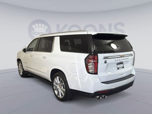 Used 2023 Chevrolet Suburban High Country w/ Advanced Technology Package image 4