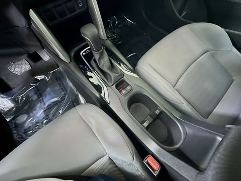 Used 2023 Toyota Corolla Cross AWD Hybrid w/ Moonroof Package image 22