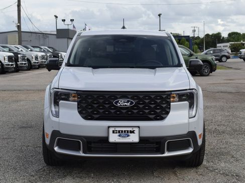 New 2025 Ford Maverick Lariat image 2