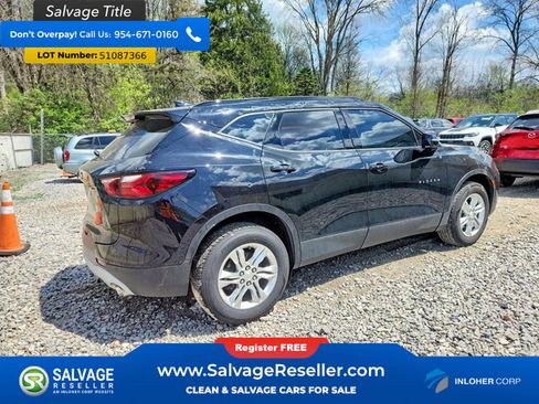 Used 2021 Chevrolet Blazer LT FWD image 4