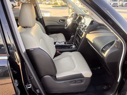 Certified 2023 INFINITI QX80 Premium Select w/ Cargo Package image 10