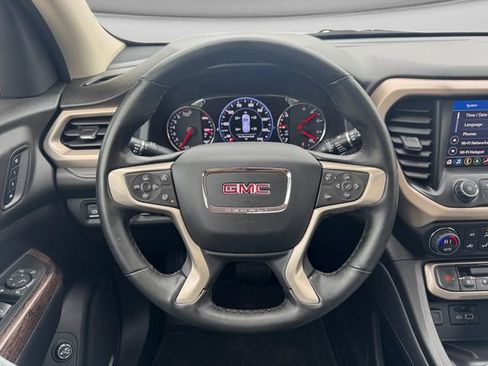 Used 2023 GMC Acadia Denali w/ Denali Ultimate Package image 13