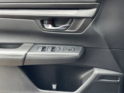 Used 2025 Honda CR-V LX image 22