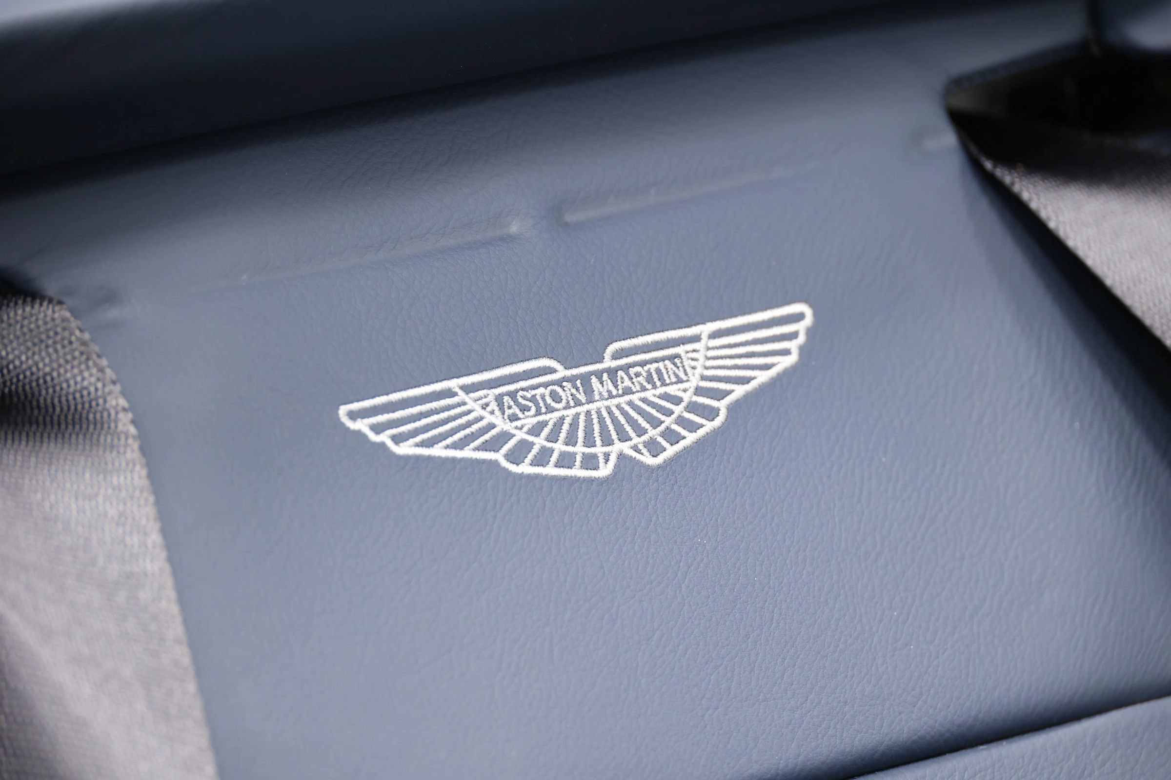 Used 2012 Aston Martin Virage Volante RWD image 70