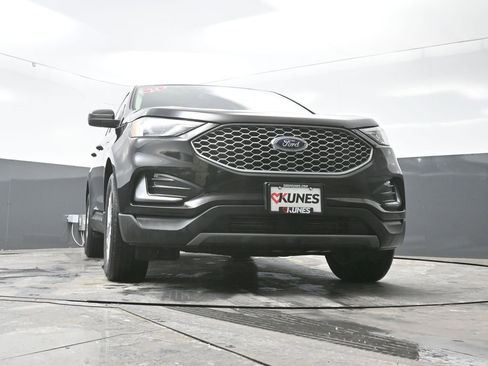 Used 2024 Ford Edge SEL image 51