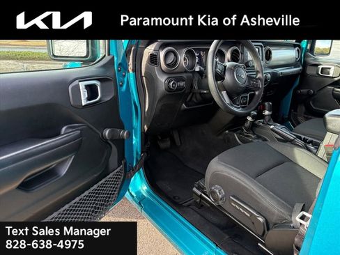 Used 2020 Jeep Wrangler Sport image 13