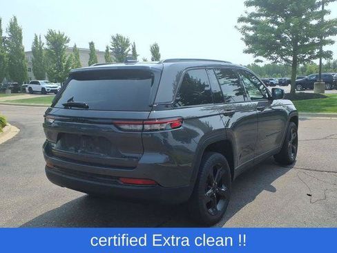 Certified 2024 Jeep Grand Cherokee Limited w/ Black Appearance Package AWD/4WD image 4