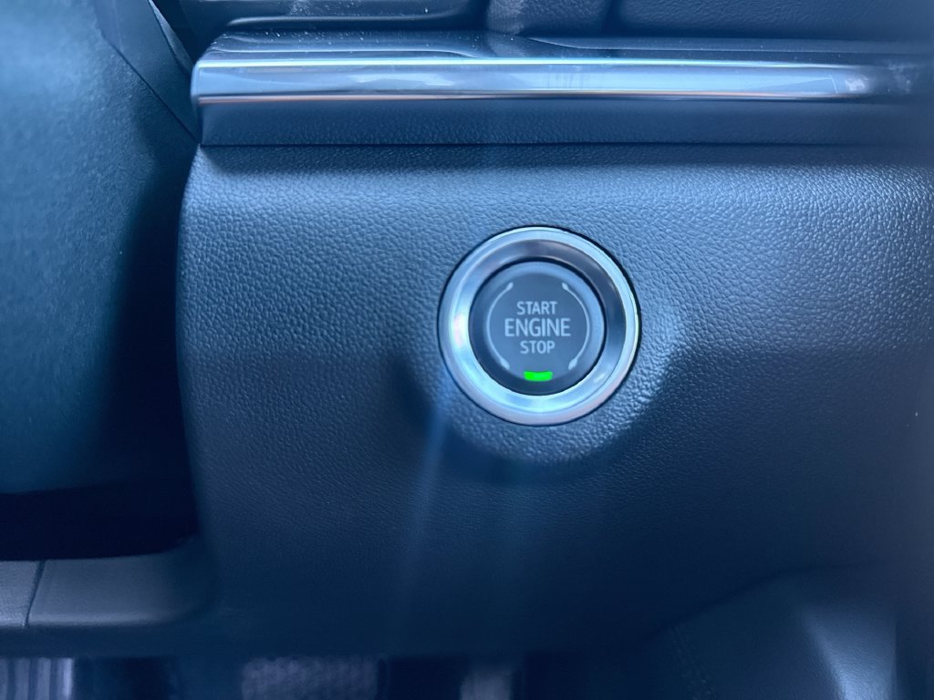 New 2027 GMC Terrain Elevation w/ Elevation Premium Package AWD/4WD image 17