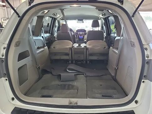 Used 2014 Honda Odyssey EX image 9