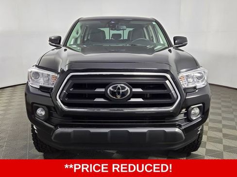 Used 2023 Toyota Tacoma SR5 AWD/4WD image 2