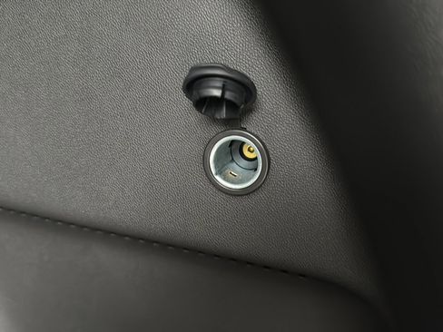 Used 2023 Chevrolet Equinox LS w/ LS Convenience Package image 24