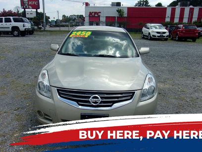 Used 2010 Nissan Altima 2.5 S w/ Convenience Pkg