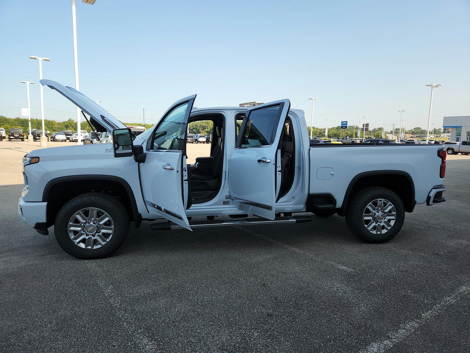 New 2026 Chevrolet Silverado 2500 High Country w/ Technology Package AWD/4WD image 32