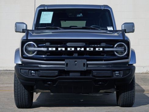 Used 2024 Ford Bronco Outer Banks AWD/4WD image 7