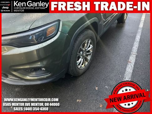 Used 2019 Jeep Cherokee Latitude Plus w/ Cold Weather Group image 5