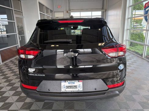 Used 2025 Chevrolet TrailBlazer LS w/ LS Convenience Package image 5