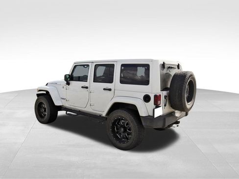 Used 2012 Jeep Wrangler Unlimited Rubicon w/ Dual Top Group image 3