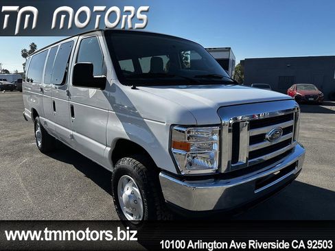 Used 2012 Ford E-350 and Econoline 350 XL w/ Exterior Upgrade Pkg image 16