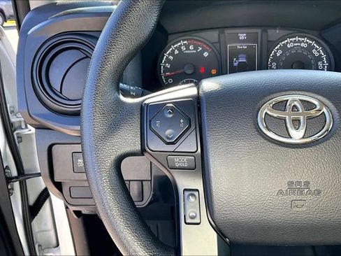 Used 2021 Toyota Tacoma SR AWD/4WD image 11