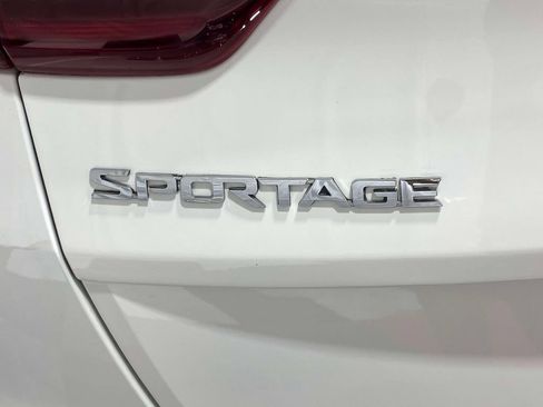 Used 2021 Kia Sportage LX FWD image 8