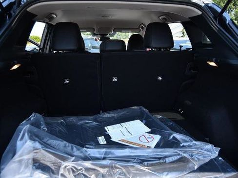 New 2025 Nissan Kicks SR image 26