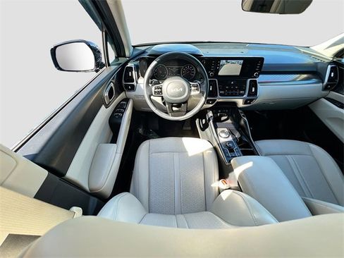 Used 2023 Kia Sorento EX image 24
