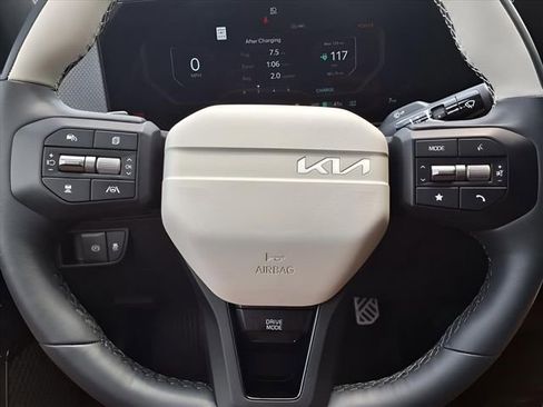 New 2025 Kia EV6 GT-Line image 13