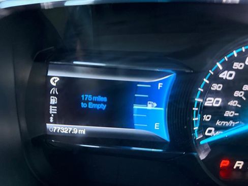 Used 2013 Ford Taurus SEL image 38