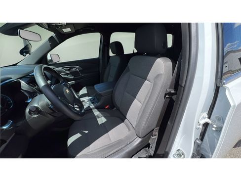 Used 2023 Chevrolet Traverse LT AWD/4WD image 24