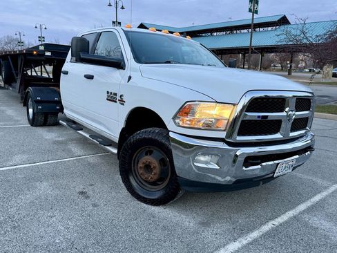 Used 2016 RAM 3500 SLT w/ Quick Order Package 29G SLT image 3