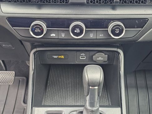 Certified 2023 Honda CR-V LX image 29