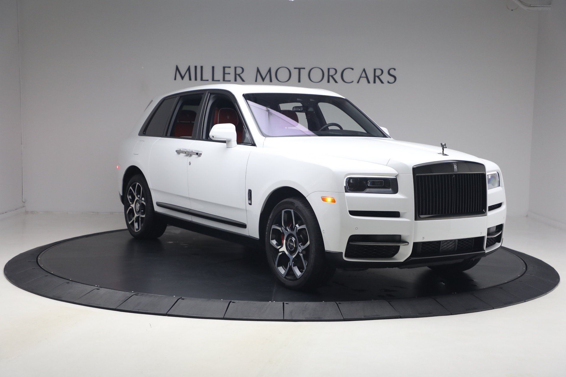 Certified 2021 Rolls-Royce Cullinan Black Badge AWD/4WD image 12