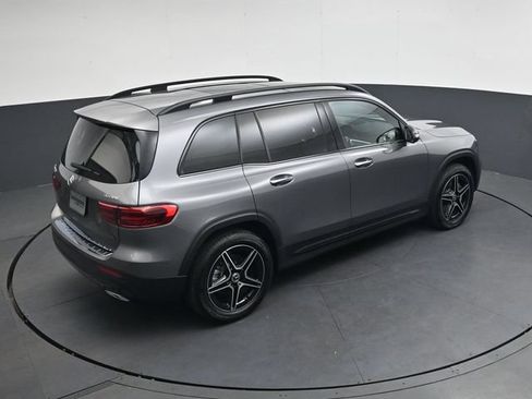 Used 2026 Mercedes-Benz GLB 250 4MATIC image 23