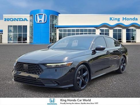 Used 2024 Honda Accord Sport image 1