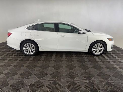 Used 2022 Chevrolet Malibu LT FWD image 8