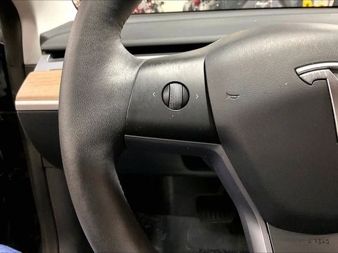 Used 2022 Tesla Model 3 Long Range image 23