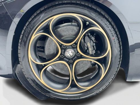 New 2025 Alfa Romeo Giulia w/ Driving Assist Package image 49