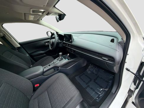 Used 2023 Honda HR-V LX image 31