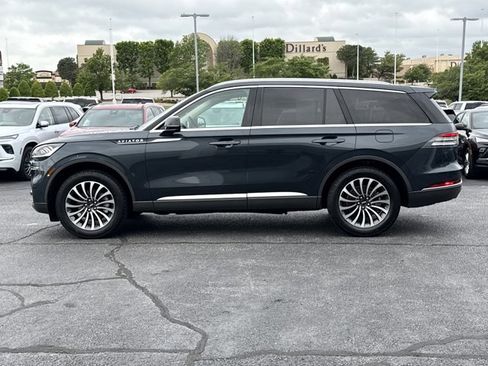 Used 2023 Lincoln Aviator Reserve w/ Elements Package Plus AWD/4WD image 14