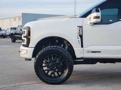 Used 2026 Ford F350 Platinum AWD/4WD image 9