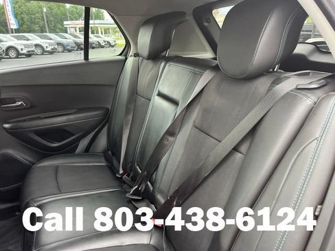 Used 2015 Chevrolet Trax LT w/ LT Sun and Sound Package FWD image 12