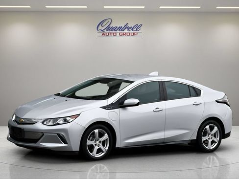 Used 2018 Chevrolet Volt LT w/ LT Driver Confidence Package FWD image 8