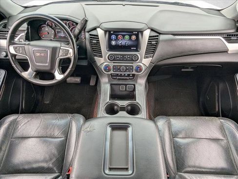 Used 2015 GMC Yukon XL SLE image 18