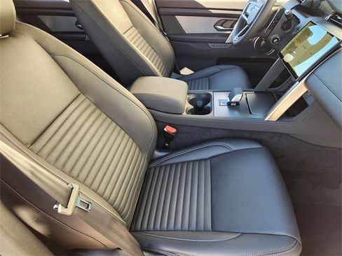 New 2026 Land Rover Discovery Sport Landmark image 10