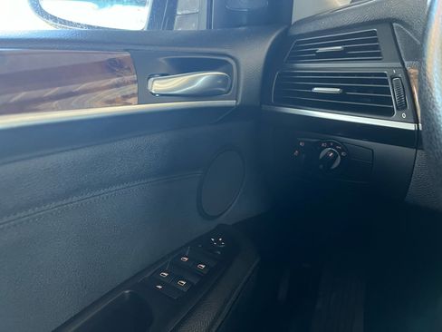 Used 2011 BMW X5 xDrive35i image 15
