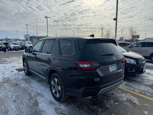 Used 2024 Honda Pilot EX-L image 7