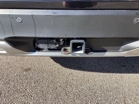 Used 2021 Ford Explorer XLT w/ Equipment Group 202A image 18