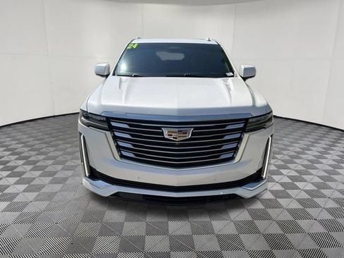 Used 2024 Cadillac Escalade Premium Luxury Platinum w/ Heavy-Duty Trailer Package AWD/4WD image 14