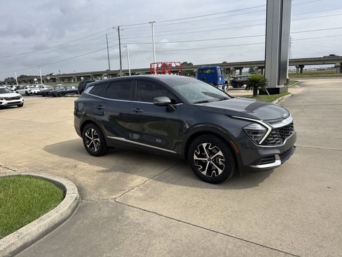 Certified 2024 Kia Sportage EX FWD image 12